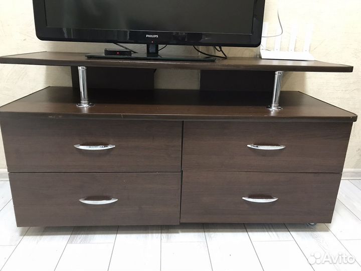 Тумба под телевизор