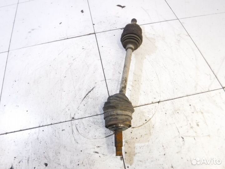 Привод передний левый Лада