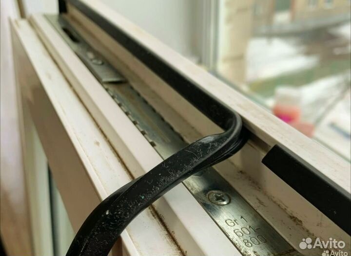 Ремонт пластиковых окон. Уплотнитель