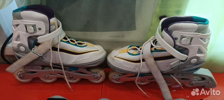 Роликовые коньки с набором защиты