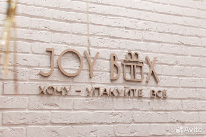 Графический дизайнер (логотипы, полиграфия)