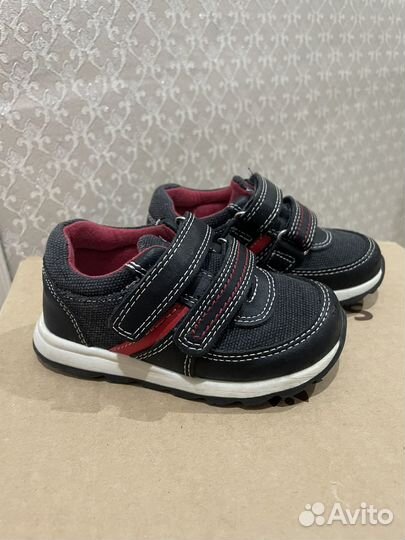 Кроссовки для мальчика