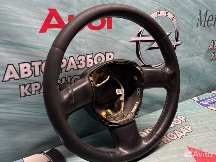 Руль Ауди А6 С6 с лепестками