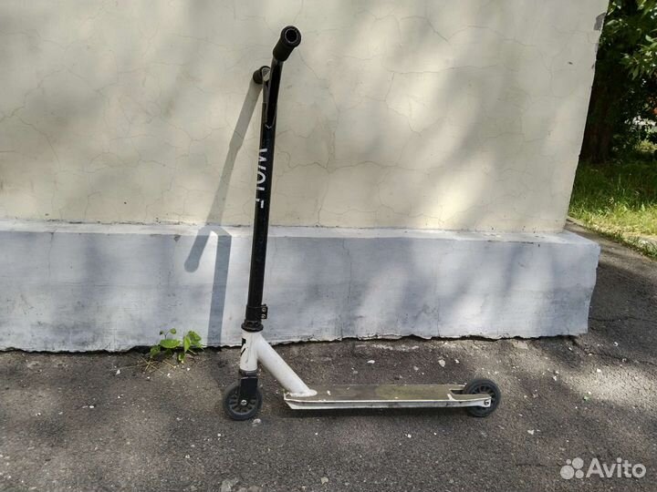 Трюковой самокат Novatrack