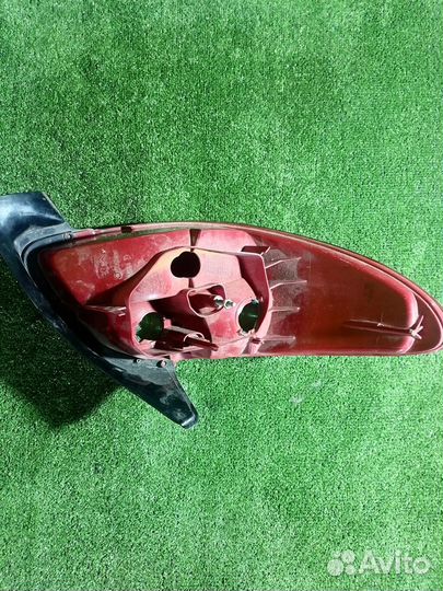 Фонарь задний правый Peugeot 206