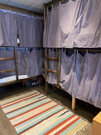 Комната 27 м², 1/4 эт.