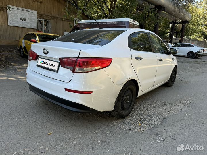 Kia Rio 1.4 AT, 2016, 235 000 км