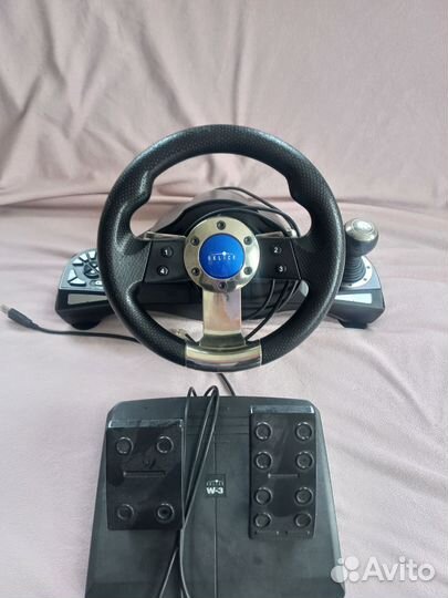 Игровой руль с педалями и коробкой передач