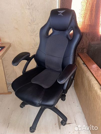 Компьютерное кресло