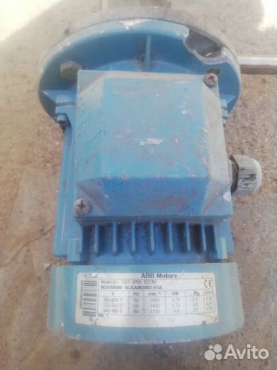 Мотор редуктор