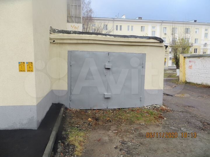 Гараж, > 30 м²