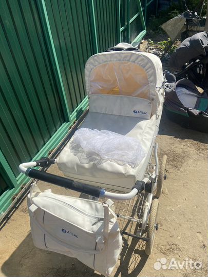 Коляска люлька для новорожденных бу