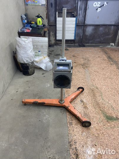 Прибор регулировки фар