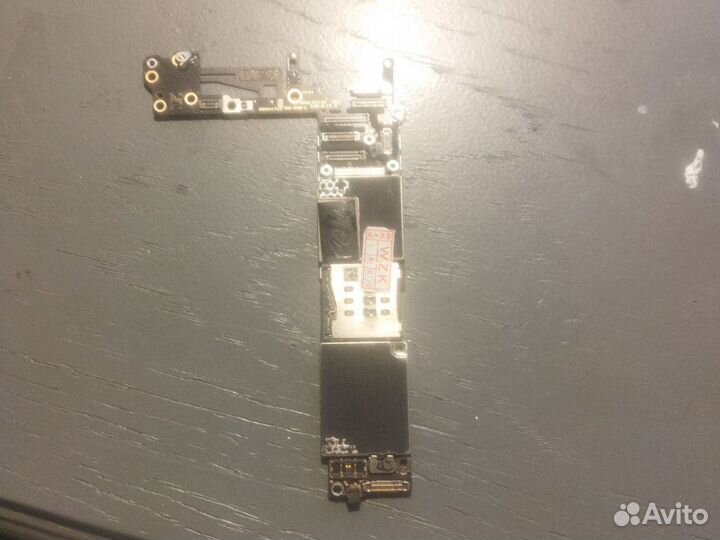 Материнская плата iPhone 6/se