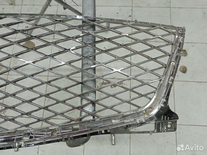 Решетка радиатора Genesis GV80