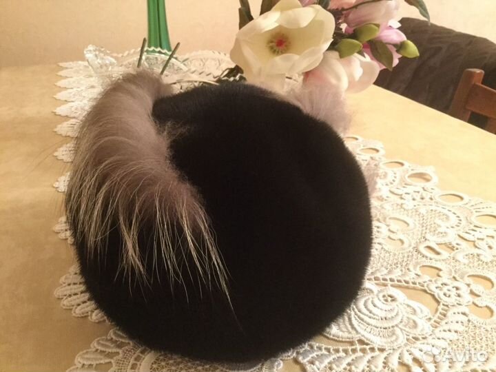 Женская шапка меховая