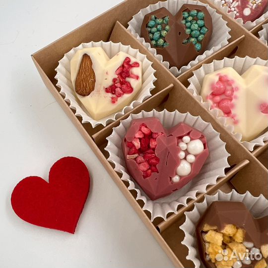 Шоколадные наборы на 14 февраля