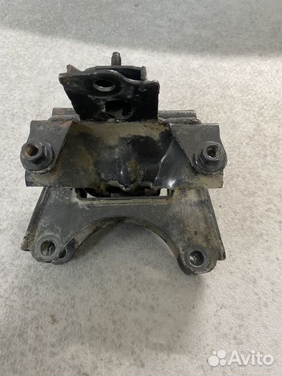 Опора кпп Skoda Fabia (5J) II рестайлинг (2010–201