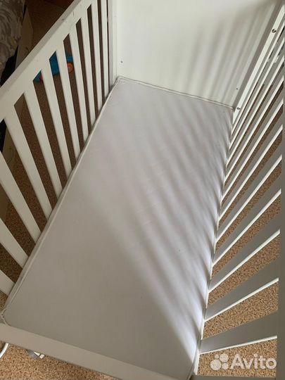 Кроватка детская
