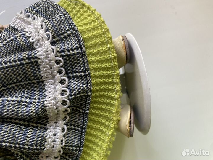 Кукла фарфоровая