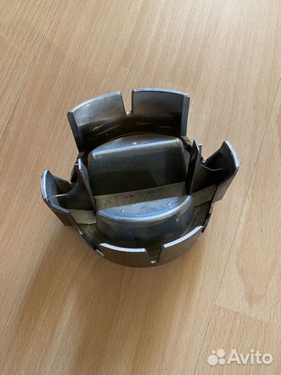 Эмблема Nissan skayline v35 Infiniti g35