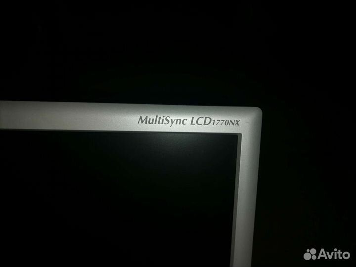 Мониторы LED много 19 d 17d