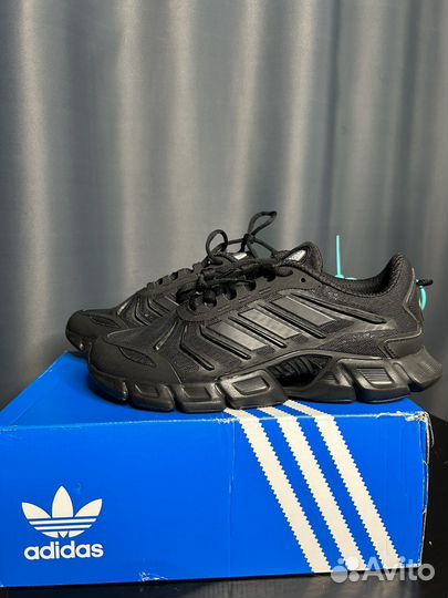 Кроссовки adidas Climacool
