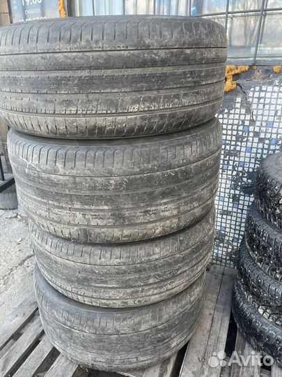 Pirelli P Zero 275/45 R21 и 315/40 R21