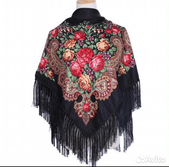 Новые Платки с кисточками