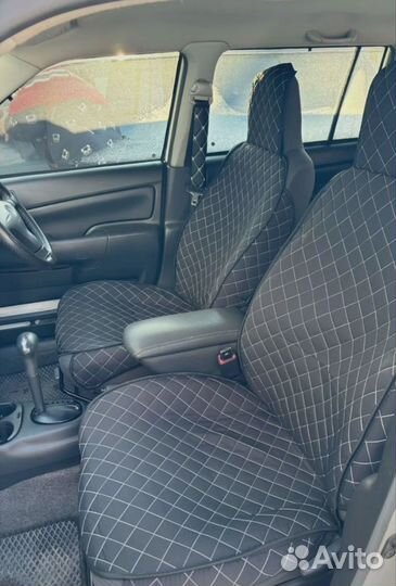 С боковой защитой накидка