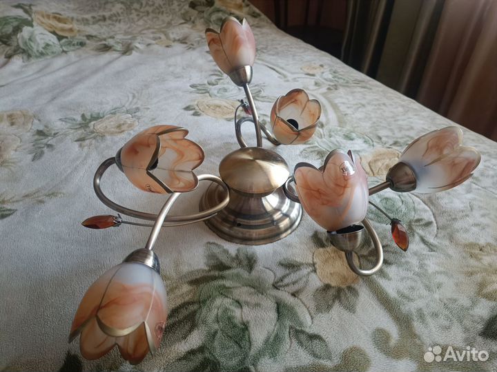 Люстра потолочная