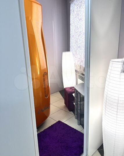 Помещение свободного назначения с готовым салоном