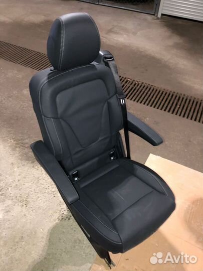 Сидение одиночка на мерседес V class w447