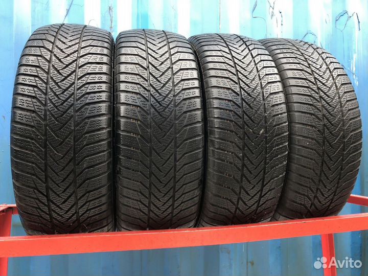 Esa-Tecar Supergrip Pro 205/60 R16 96H