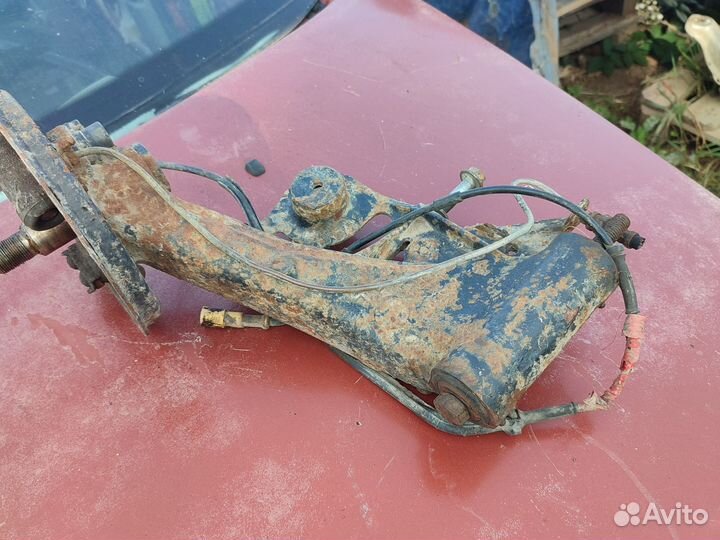 Фиат Пунто задний правый рычаг