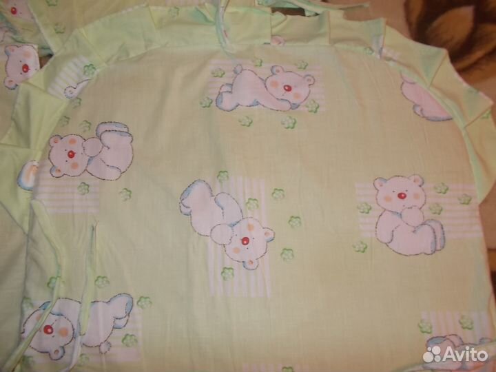 Продам бортики в кроватку