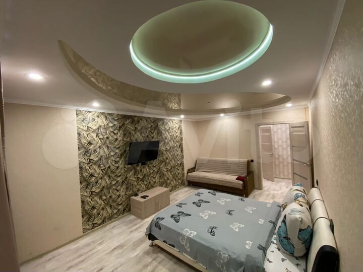 2-к. квартира, 64 м², 1/9 эт.