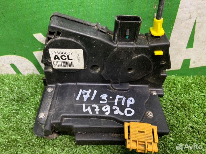 Замок боковой двери задний правый Chevrolet Cobalt