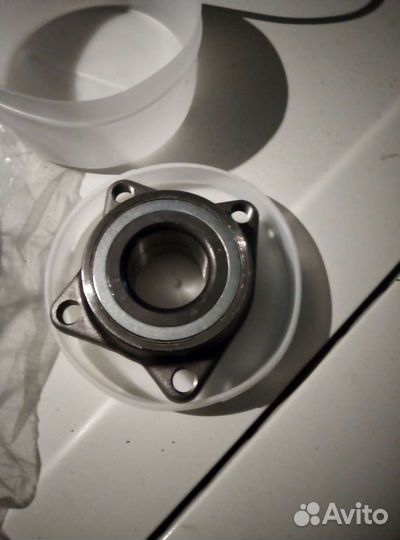 Ступечный подшипник Mitsubishi Galant