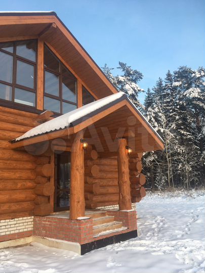 Дом 175 м² на участке 15 сот.