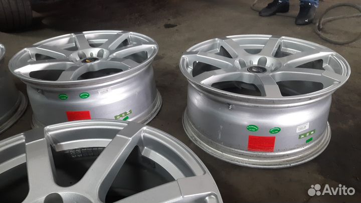 Комплект дисков r18