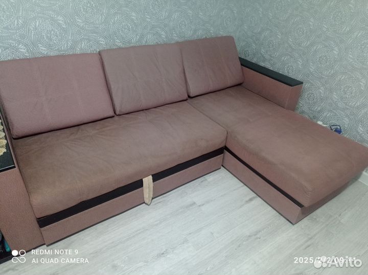 Угловой диван бу