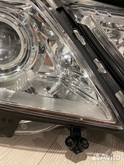 Фары Mercedes Benz E250 W212 M271.860 1.8T 2009