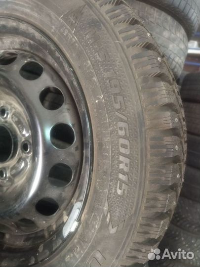 Goodyear UltraGrip 500 195/60 R15