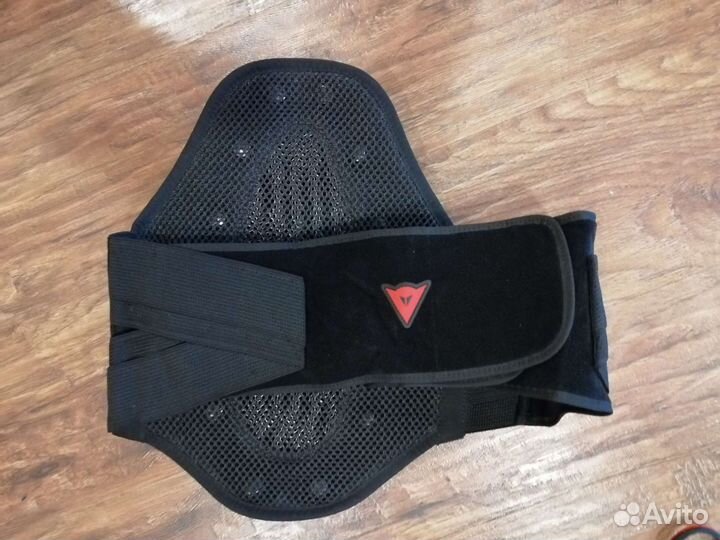 Защита спины Dainese Wave