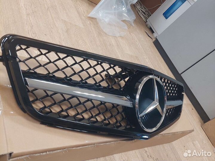 Решетка радиатора Mercedes w204 c204
