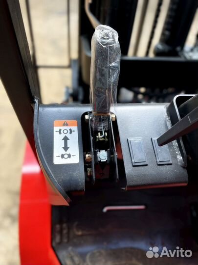 Вилочный погрузчик EP Equipment CPD18F8, 2023