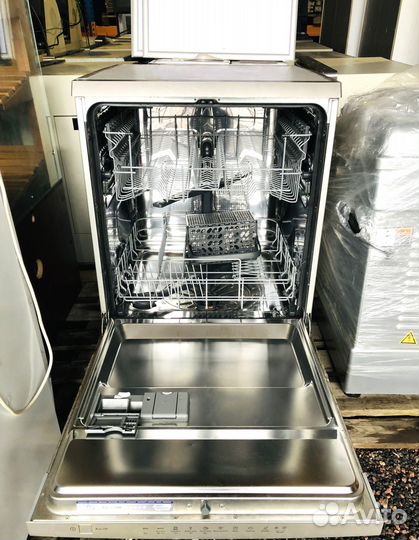 Посудомоечная машина Electrolux ESF9552LOX