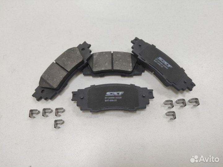 Тормозные колодки переднее Toyota