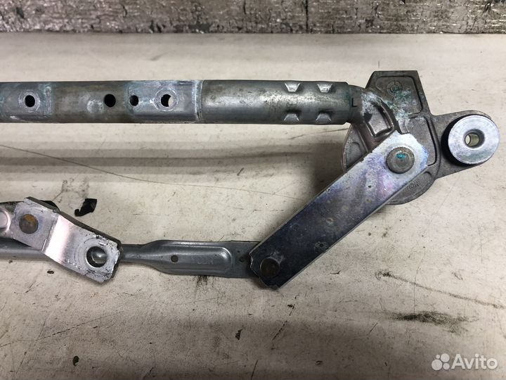 Трапеция дворников Hyundai Solaris 2